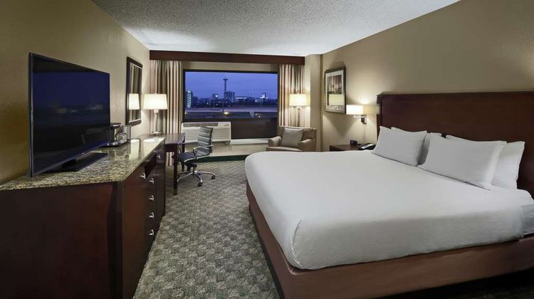 DoubleTree Hotel San Antonio Downtown Room