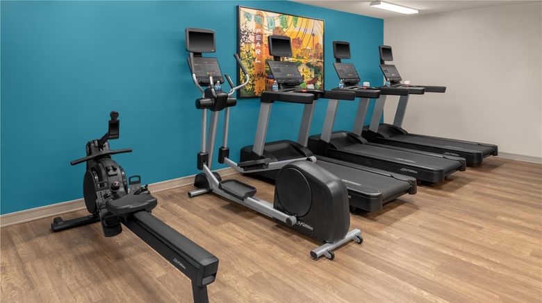 <b>Embassy Suites Riverwalk-Downtown Health</b>. Images powered by <a href="https://iceportal.shijigroup.com/" title="IcePortal" target="_blank">IcePortal</a>.