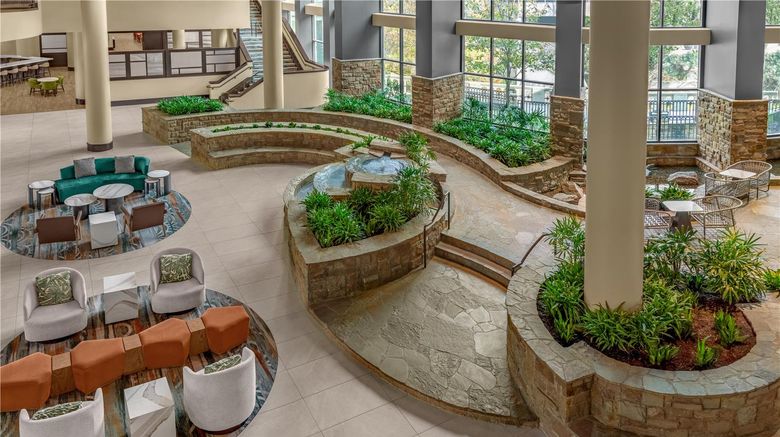 <b>Embassy Suites Riverwalk-Downtown Lobby</b>. Images powered by <a href="https://iceportal.shijigroup.com/" title="IcePortal" target="_blank">IcePortal</a>.
