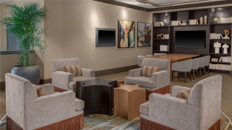 Embassy Suites Riverwalk-Downtown Lobby