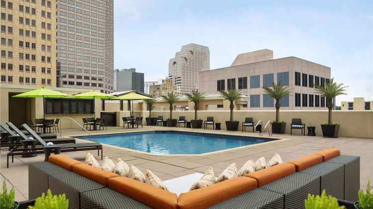 Embassy Suites Riverwalk-Downtown Pool