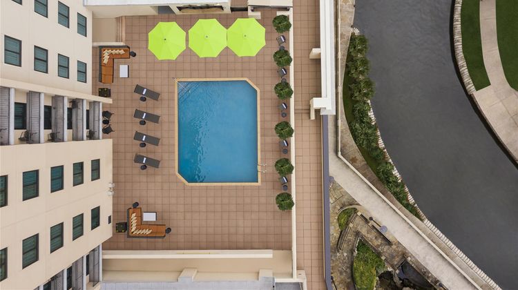 Embassy Suites Riverwalk-Downtown Pool