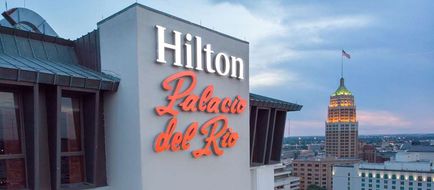 Hilton Palacio del Rio Exterior
