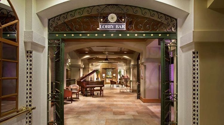 Hilton Palacio del Rio Lobby