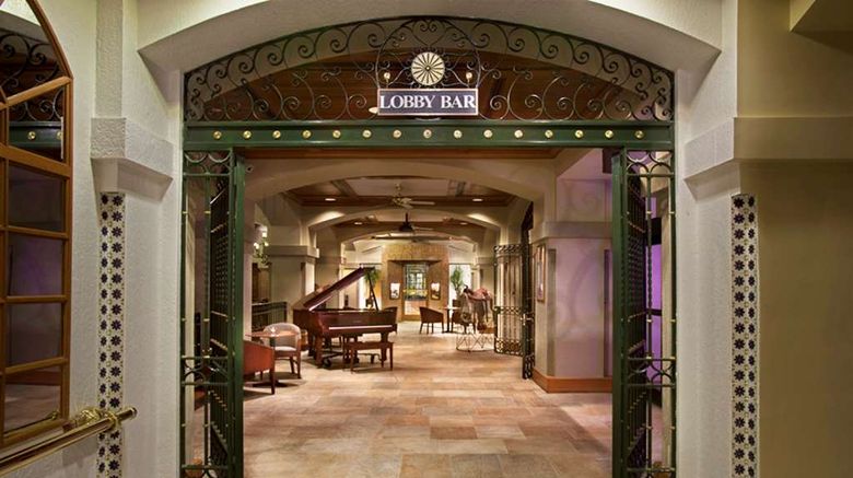 <b>Hilton Palacio del Rio Lobby</b>. Images powered by <a href="https://iceportal.shijigroup.com/" title="IcePortal" target="_blank">IcePortal</a>.