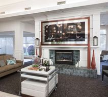 Hilton Garden Inn Savannah Airport Lobby
