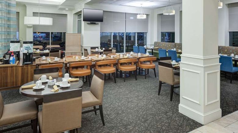 <b>Hilton Garden Inn Savannah Airport Restaurant</b>. Images powered by <a href="https://iceportal.shijigroup.com/" title="IcePortal" target="_blank">IcePortal</a>.