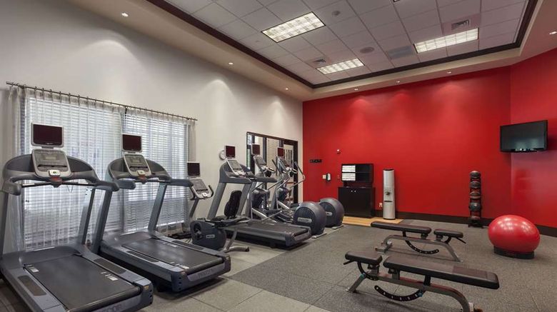<b>Embassy Suites Savannah Airport Health</b>. Images powered by <a href="https://iceportal.shijigroup.com/" title="IcePortal" target="_blank">IcePortal</a>.