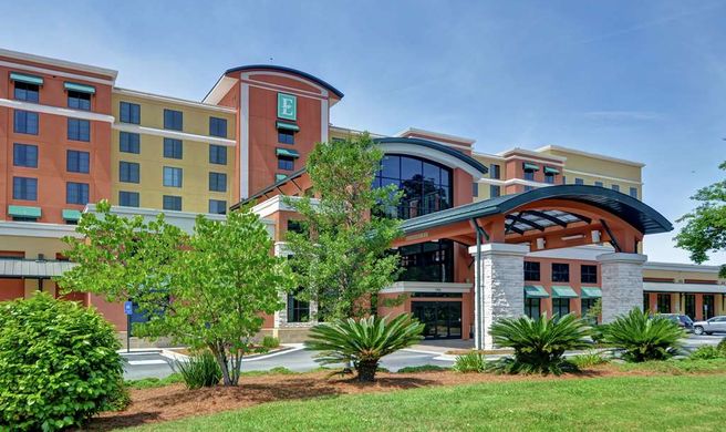 Embassy Suites Savannah Airport Exterior