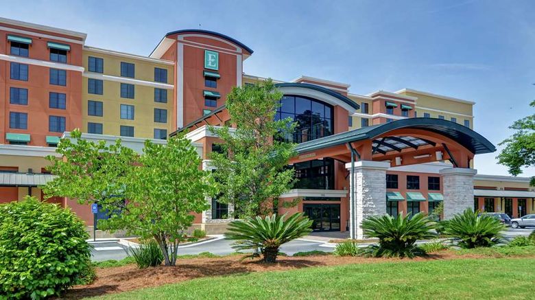 Embassy Suites Savannah Airport Exterior. Images powered by <a href="https://iceportal.shijigroup.com" target="_blank" rel="noopener">Ice Portal</a>.