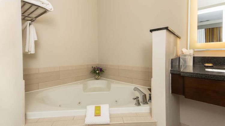 DoubleTree Hotel Historic Savannah Room