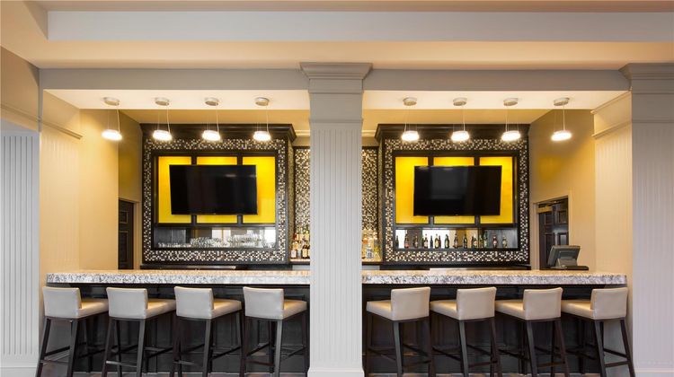 DoubleTree Hotel Historic Savannah Restaurant