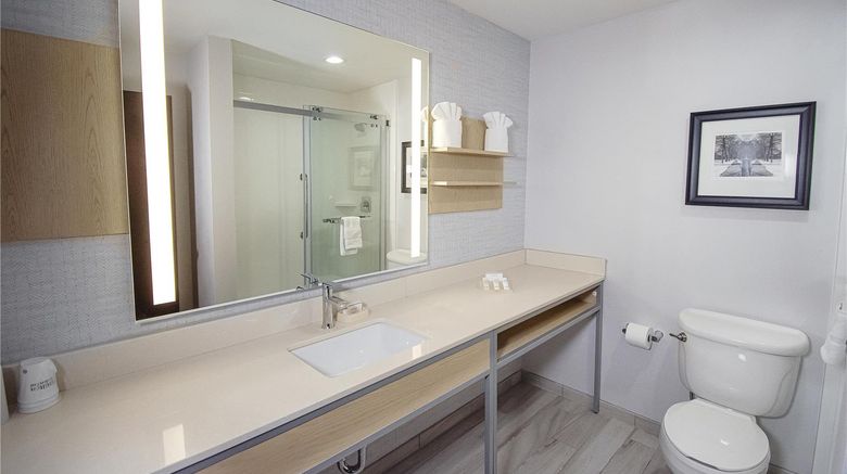 <b>Hilton Garden Inn South Bend Room</b>. Images powered by <a href="https://iceportal.shijigroup.com/" title="IcePortal" target="_blank">IcePortal</a>.
