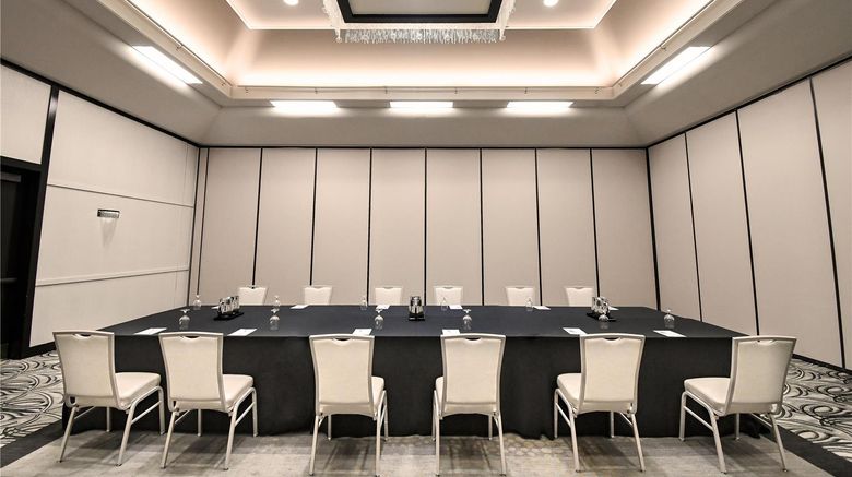 <b>Hilton Garden Inn South Bend Meeting</b>. Images powered by <a href="https://iceportal.shijigroup.com/" title="IcePortal" target="_blank">IcePortal</a>.