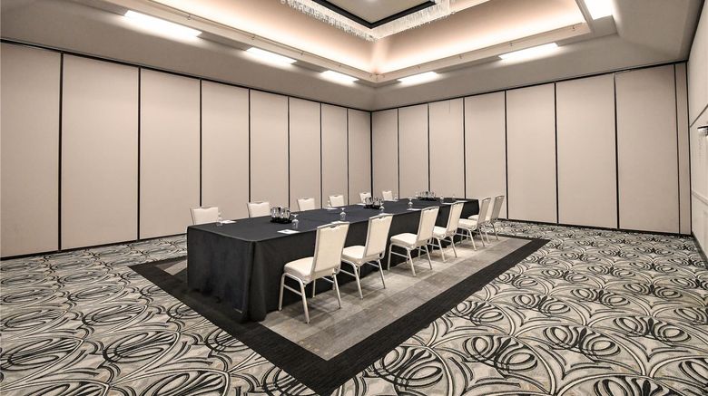 <b>Hilton Garden Inn South Bend Meeting</b>. Images powered by <a href="https://iceportal.shijigroup.com/" title="IcePortal" target="_blank">IcePortal</a>.