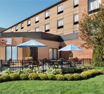 Hilton Garden Inn South Bend Exterior
