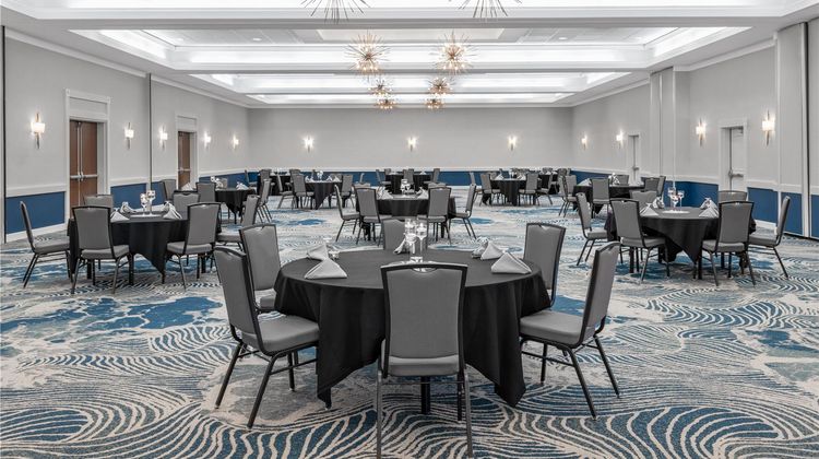 DoubleTree by Hilton South Bend Meeting