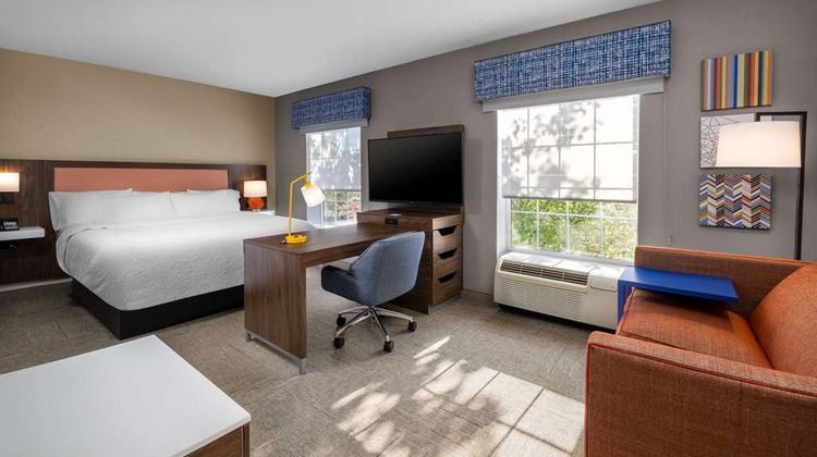 Hampton Inn & Suites State College Room