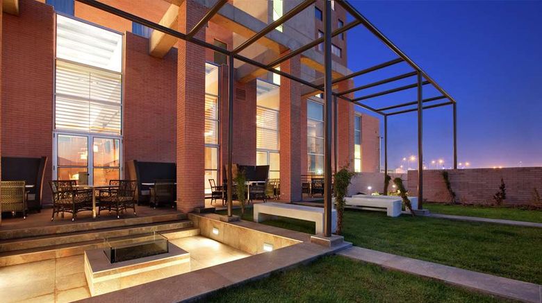 <b>Hilton Garden Inn Santiago Airport Exterior</b>. Images powered by <a href="https://iceportal.shijigroup.com/" title="IcePortal" target="_blank">IcePortal</a>.