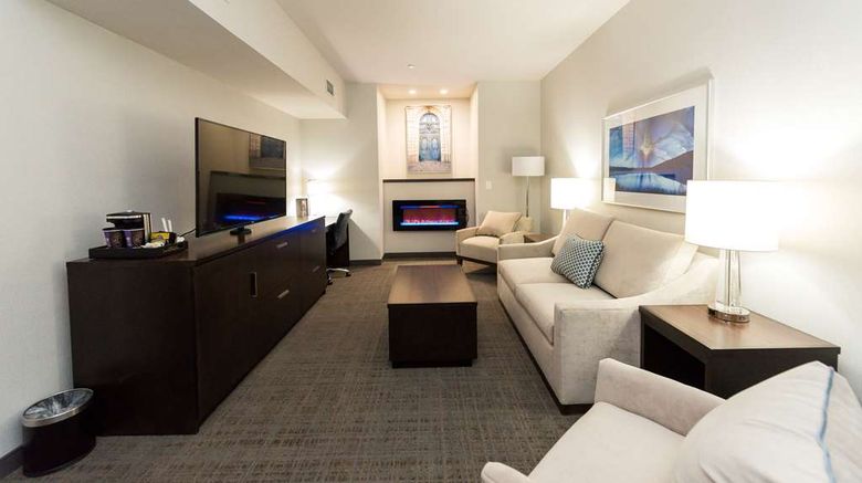 <b>Hilton Scranton & Conference Center Room</b>. Images powered by <a href="https://iceportal.shijigroup.com/" title="IcePortal" target="_blank">IcePortal</a>.