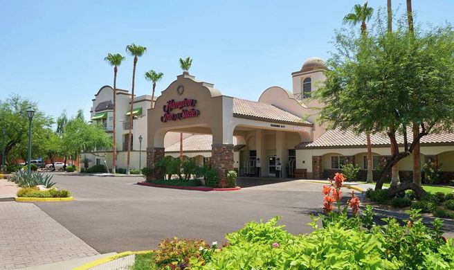 Hampton Inn & Suites Phoenix/Scottsdale Exterior