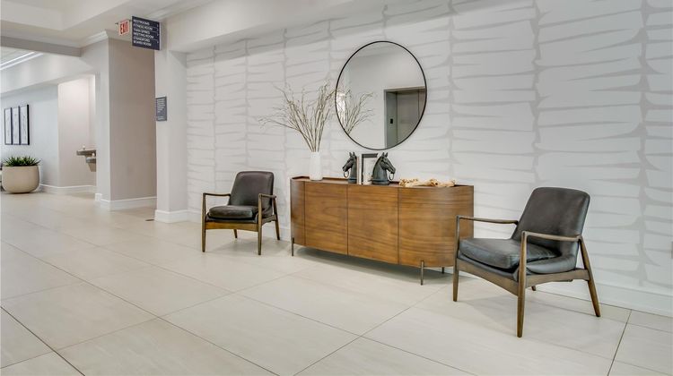 Hilton Garden Inn Louisville Airport Lobby