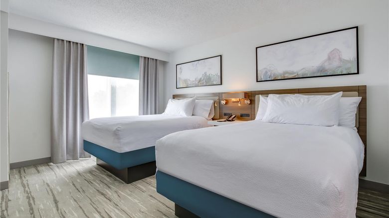 <b>Hilton Garden Inn Louisville Airport Room</b>. Images powered by <a href="https://iceportal.shijigroup.com/" title="IcePortal" target="_blank">IcePortal</a>.