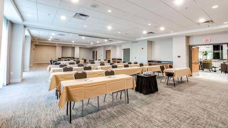 Embassy Suites Louisville East Meeting