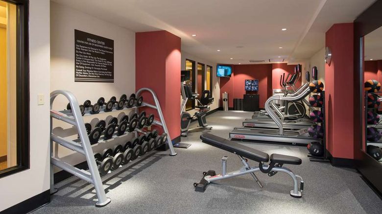 <b>Hilton Garden Inn Louisville Downtown Health</b>. Images powered by <a href="https://iceportal.shijigroup.com/" title="IcePortal" target="_blank">IcePortal</a>.