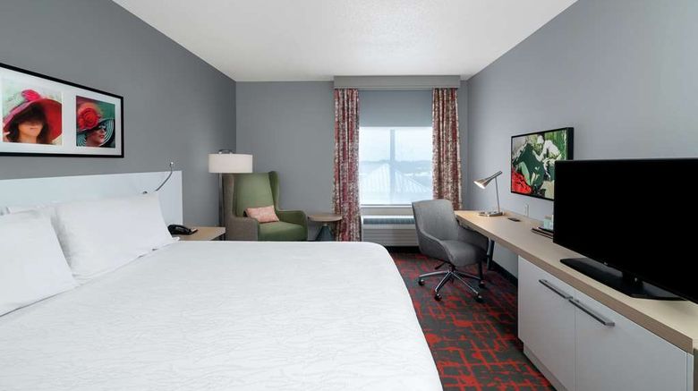 <b>Hilton Garden Inn Louisville East Room</b>. Images powered by <a href="https://iceportal.shijigroup.com/" title="IcePortal" target="_blank">IcePortal</a>.