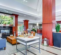 Hilton Garden Inn Louisville/Northeast Lobby