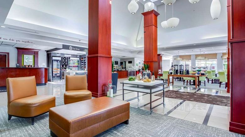 <b>Hilton Garden Inn Louisville/Northeast Lobby</b>. Images powered by <a href="https://iceportal.shijigroup.com/" title="IcePortal" target="_blank">IcePortal</a>.