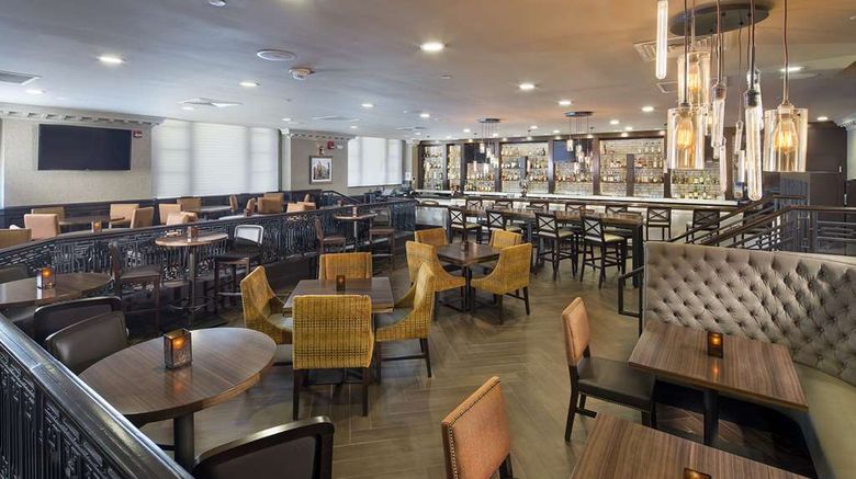 <b>The Seelbach Hilton Louisville Restaurant</b>. Images powered by <a href="https://iceportal.shijigroup.com/" title="IcePortal" target="_blank">IcePortal</a>.