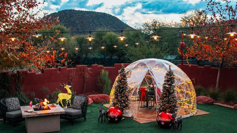 <b>Hilton Sedona Resort at Bell Rock Restaurant</b>. Images powered by <a href="https://iceportal.shijigroup.com/" title="IcePortal" target="_blank">IcePortal</a>.