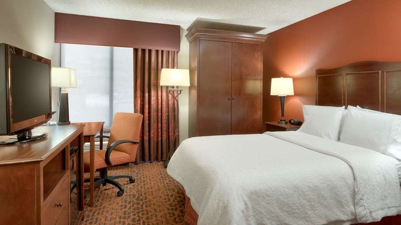 <b>Hampton Inn Salt Lake City/Sandy Room</b>. Images powered by <a href="https://iceportal.shijigroup.com/" title="IcePortal" target="_blank">IcePortal</a>.