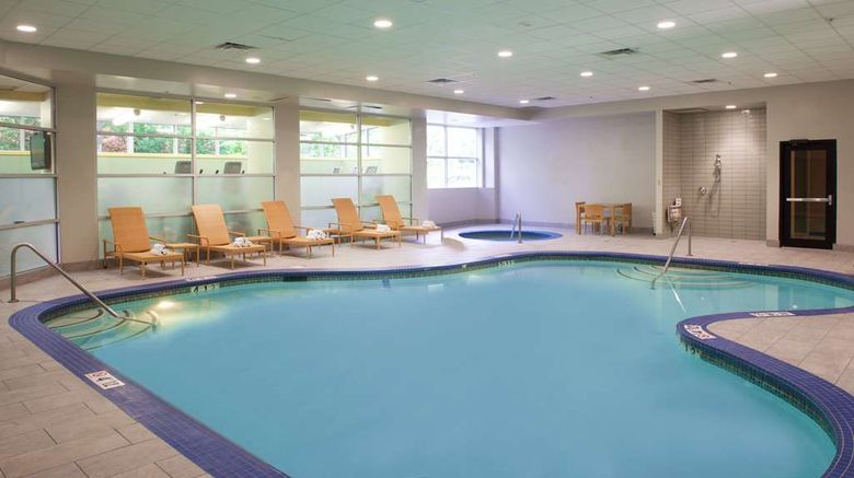 <b>Embassy Suites Seattle Bellevue Pool</b>. Images powered by <a href="https://iceportal.shijigroup.com/" title="IcePortal" target="_blank">IcePortal</a>.