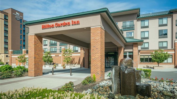 Hilton Garden Inn Issaquah Exterior
