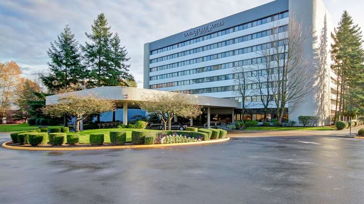 Doubletree Suites by Hilton Southcenter Exterior