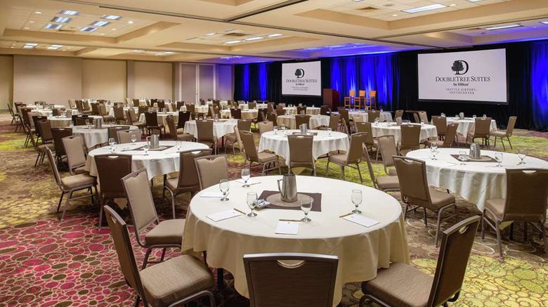 <b>Doubletree Suites by Hilton Southcenter Meeting</b>. Images powered by <a href="https://iceportal.shijigroup.com/" title="IcePortal" target="_blank">IcePortal</a>.
