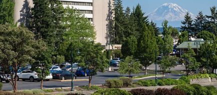 Doubletree Suites by Hilton Southcenter Exterior