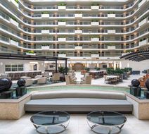 Embassy Suites Seattle Tacoma Intl Arpt Lobby