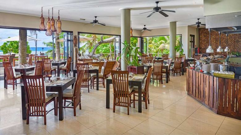 <b>DoubleTree Seychelles Allamanda Restaurant</b>. Images powered by <a href="https://iceportal.shijigroup.com/" title="IcePortal" target="_blank">IcePortal</a>.