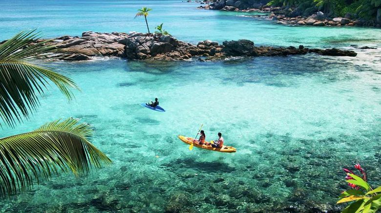 <b>Hilton Seychelles Northolme Resort & Spa Recreation</b>. Images powered by <a href="https://iceportal.shijigroup.com/" title="IcePortal" target="_blank">IcePortal</a>.