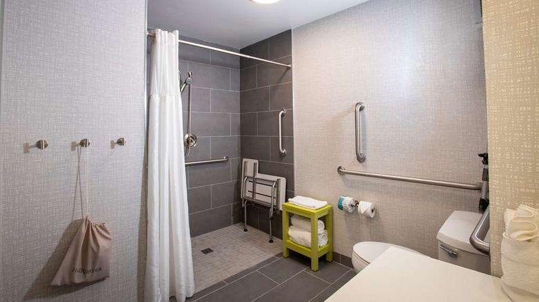 <b>Hampton Inn Seaford Room</b>. Images powered by <a href="https://iceportal.shijigroup.com/" title="IcePortal" target="_blank">IcePortal</a>.