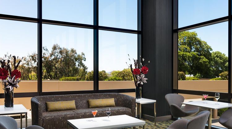 Hilton San Francisco Airport Bayfront Restaurant