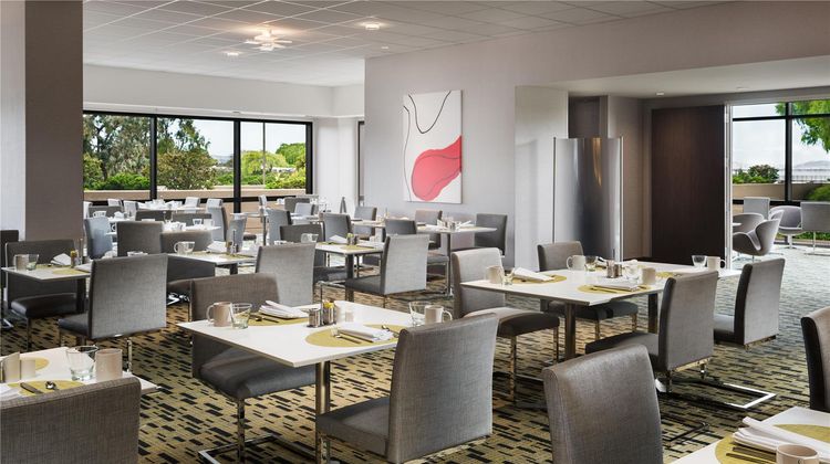 Hilton San Francisco Airport Bayfront Restaurant