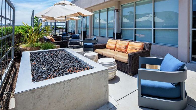 <b>Hilton Garden Inn San Francisco Exterior</b>. Images powered by <a href="https://iceportal.shijigroup.com/" title="IcePortal" target="_blank">IcePortal</a>.
