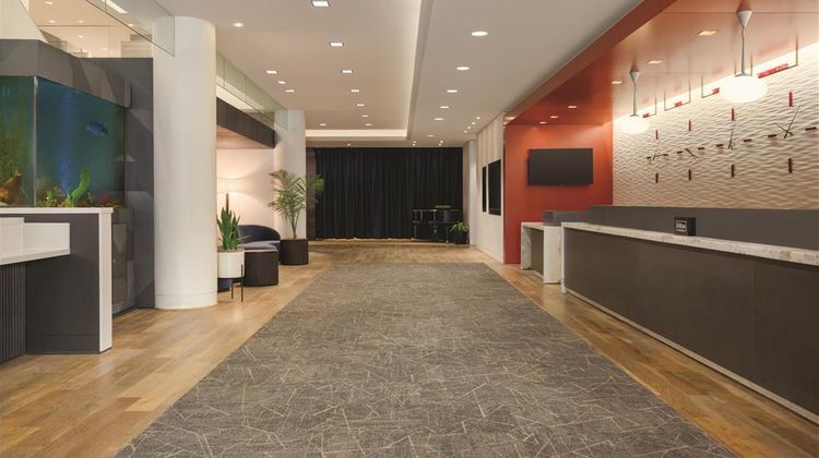 Hilton San Francisco Financial District Lobby