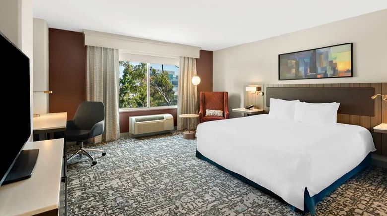 <b>Hilton Garden Inn San Mateo Room</b>. Images powered by <a href="https://iceportal.shijigroup.com/" title="IcePortal" target="_blank">IcePortal</a>.