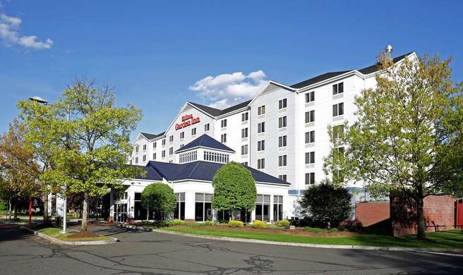 Hilton Garden Inn Springfield Exterior